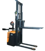 front view of ride on fully electric stacker 1.5ton & 3m lifting height